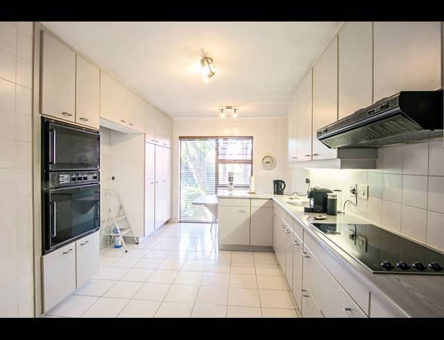 3 BEDROOM HOUSE RENTED IN LONEHILL